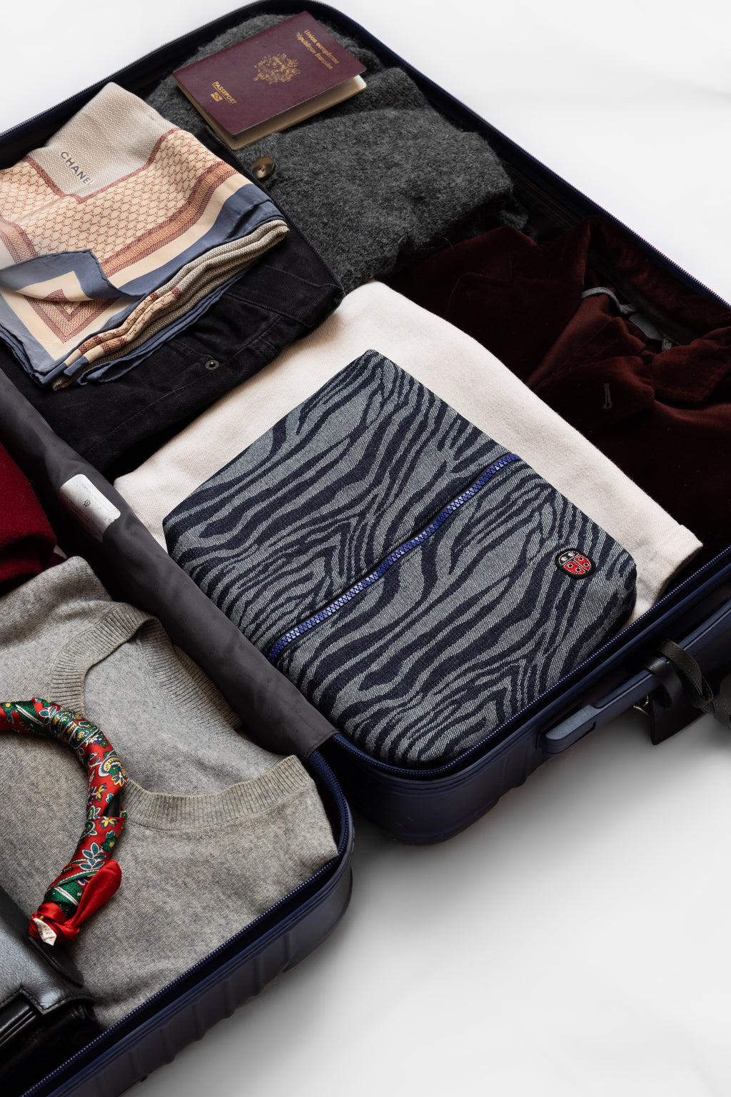 TWIN Jean Toiletry Bag | Large