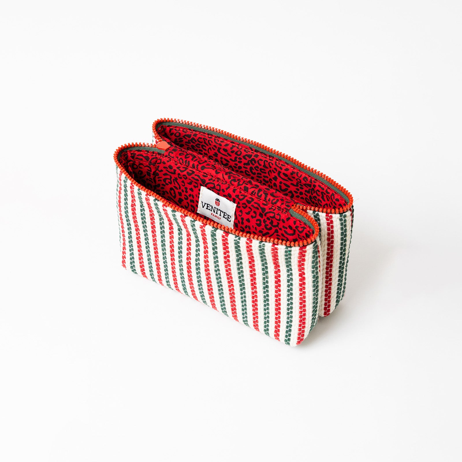 Vue de profil ouverte de la trousse de toilette TWIN Basque Medium – par Venitee Family