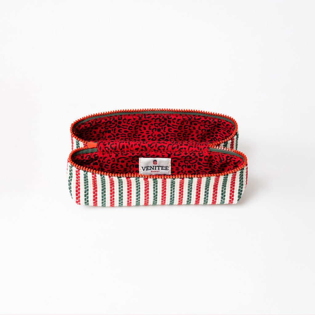 Intérieur de la trousse de toilette TWIN Basque Small – par Venitee Family