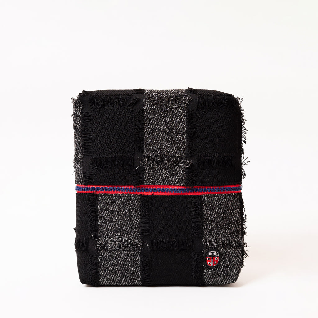 Trousse de toilette TWIN Chic Medium, vue de face – par Venitee Family