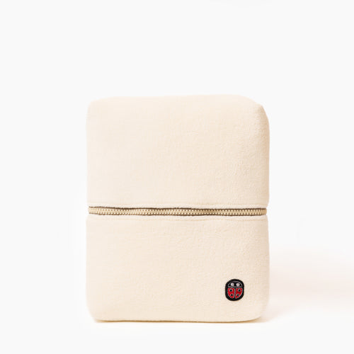 Trousse de toilette TWIN Délicate Medium, vue de face – par Venitee Family