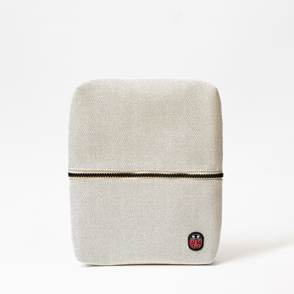Trousse de toilette TWIN Faubourg Medium, vue de face – par Venitee Family