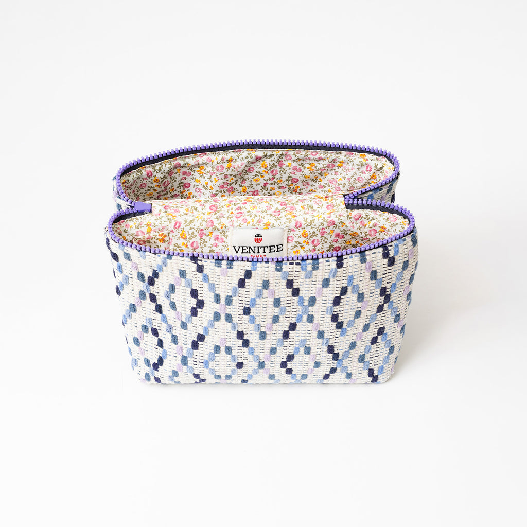 Intérieur de la trousse de toilette TWIN Granny Large – par Venitee Family