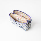 Vue de profil ouverte de la trousse de toilette TWIN Granny Medium – par Venitee Family
