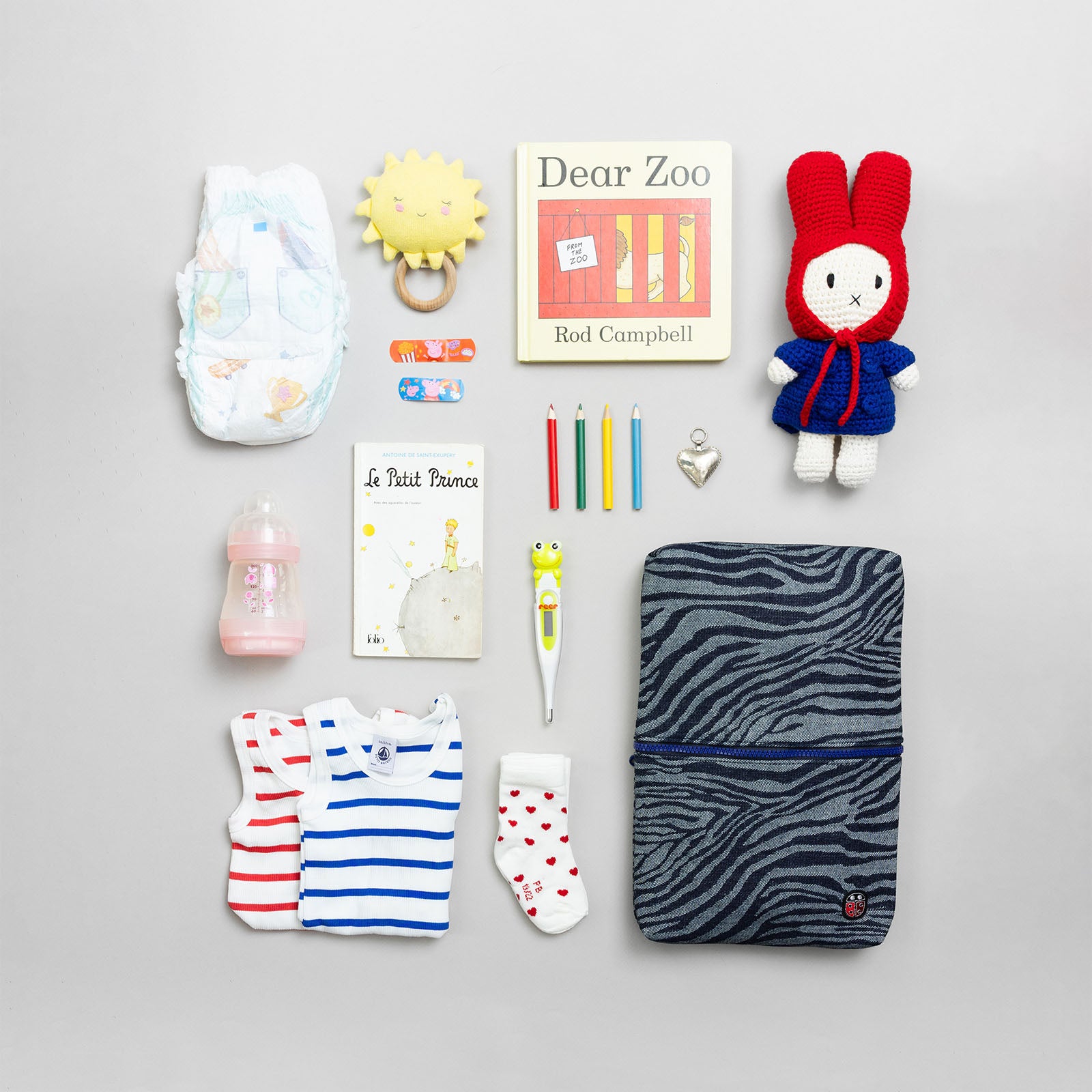 Contenu de la trousse de toilette TWIN Jean Large – par Venitee Family